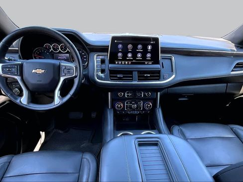 Used 2021 Chevrolet Tahoe LT w/ Luxury Package RWD image 16