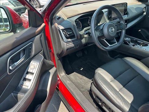 Used 2021 Nissan Rogue SL w/ Premium Package FWD image 9
