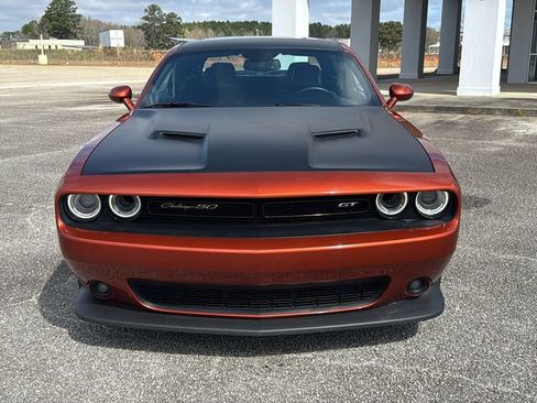 Used 2020 Dodge Challenger GT image 2