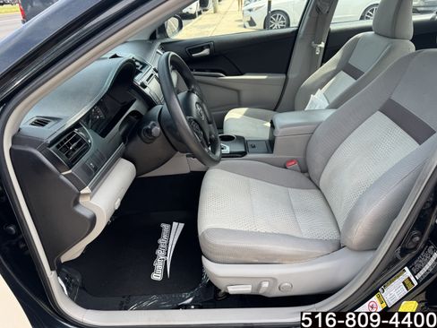 Used 2014 Toyota Camry LE FWD image 24