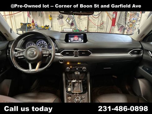 Used 2018 MAZDA CX-5 Touring w/ Preferred Equipment Package AWD/4WD image 13