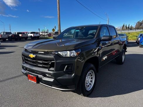 Certified 2024 Chevrolet Colorado W/T image 14