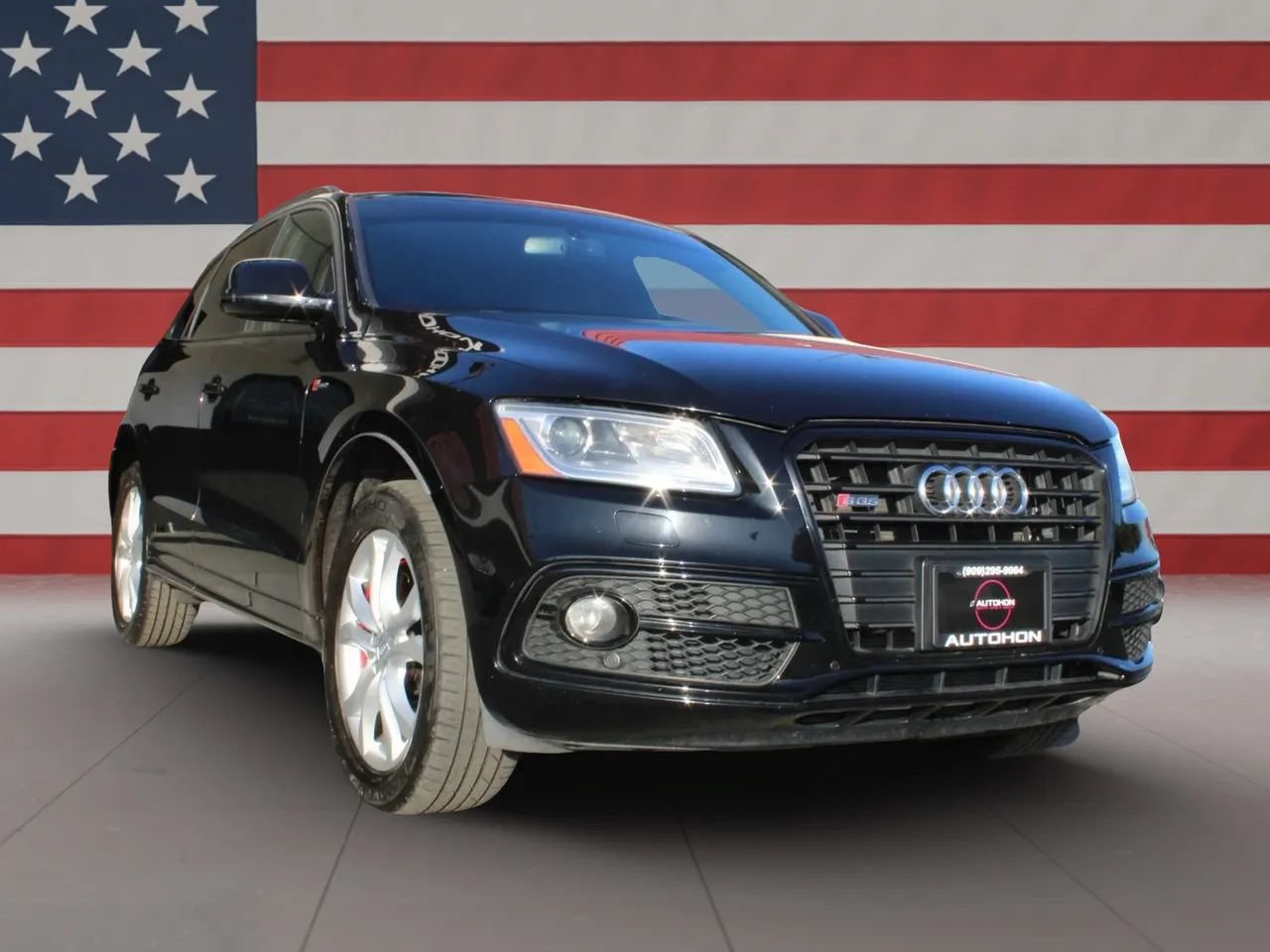 Used 2016 Audi SQ5 Premium Plus w/ Technology Package AWD/4WD image 5