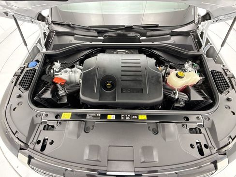 Used 2025 Land Rover Range Rover SE AWD/4WD image 28