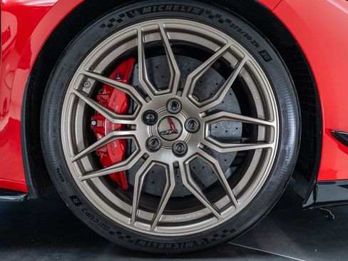 Used 2026 Chevrolet Corvette Z06 w/ Z07 Performance Package RWD image 98