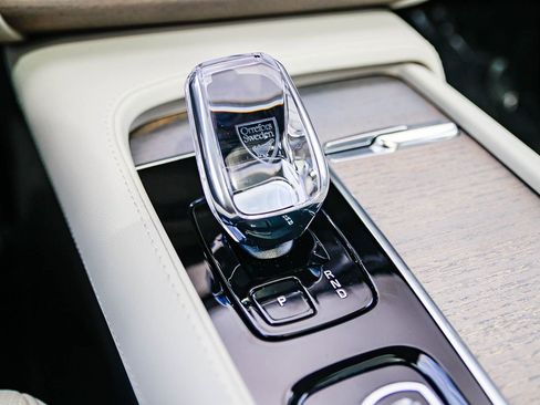 Used 2024 Volvo XC90 T8 Ultimate w/ Protection Package Premier image 26