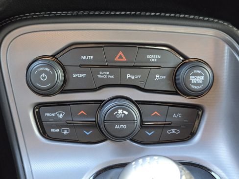 Used 2023 Dodge Challenger R/T w/ Blacktop Package image 22