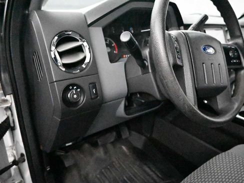 Used 2016 Ford F250 XLT AWD/4WD image 12