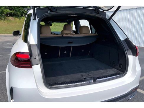 Used 2024 Mercedes-Benz GLE 350 4MATIC image 27