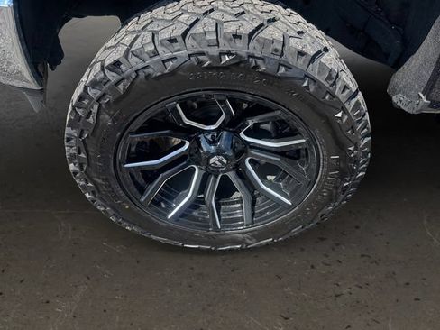 Used 2022 Ford F150 XLT w/ Equipment Group 301A Mid AWD/4WD image 9
