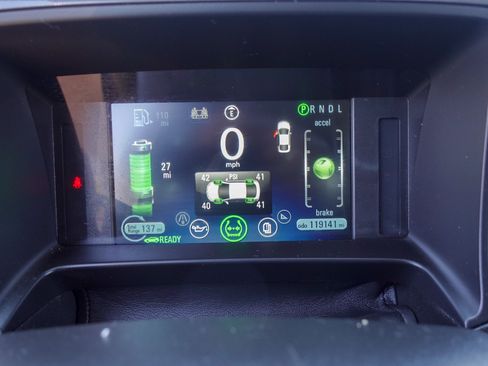 Used 2014 Chevrolet Volt Premium w/ Premium Trim Package FWD image 19