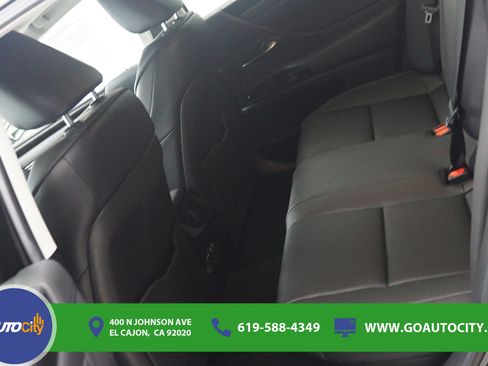 Used 2024 Lexus ES 300h w/ Premium Package FWD image 14