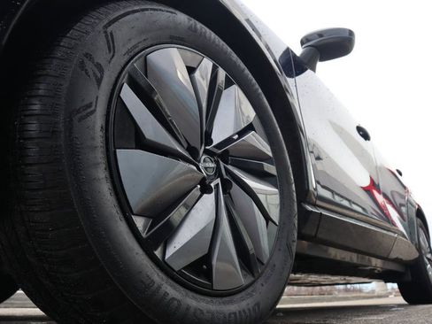 Certified 2024 Nissan Ariya FWD image 11