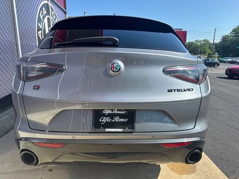 Used 2020 Alfa Romeo Stelvio Ti Sport AWD/4WD image 10
