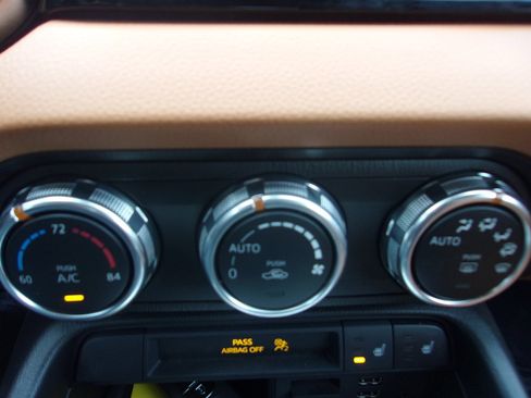 Used 2019 FIAT 124 Spider Lusso w/ Convenience Group image 25