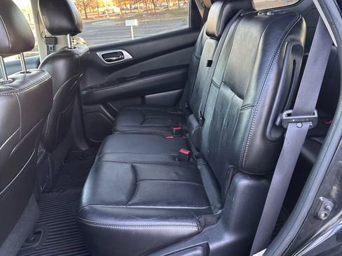 Used 2014 Nissan Pathfinder SL image 7