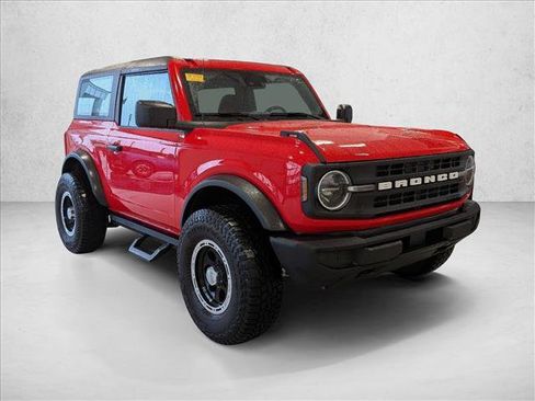 Used 2023 Ford Bronco 2-Door AWD/4WD image 4