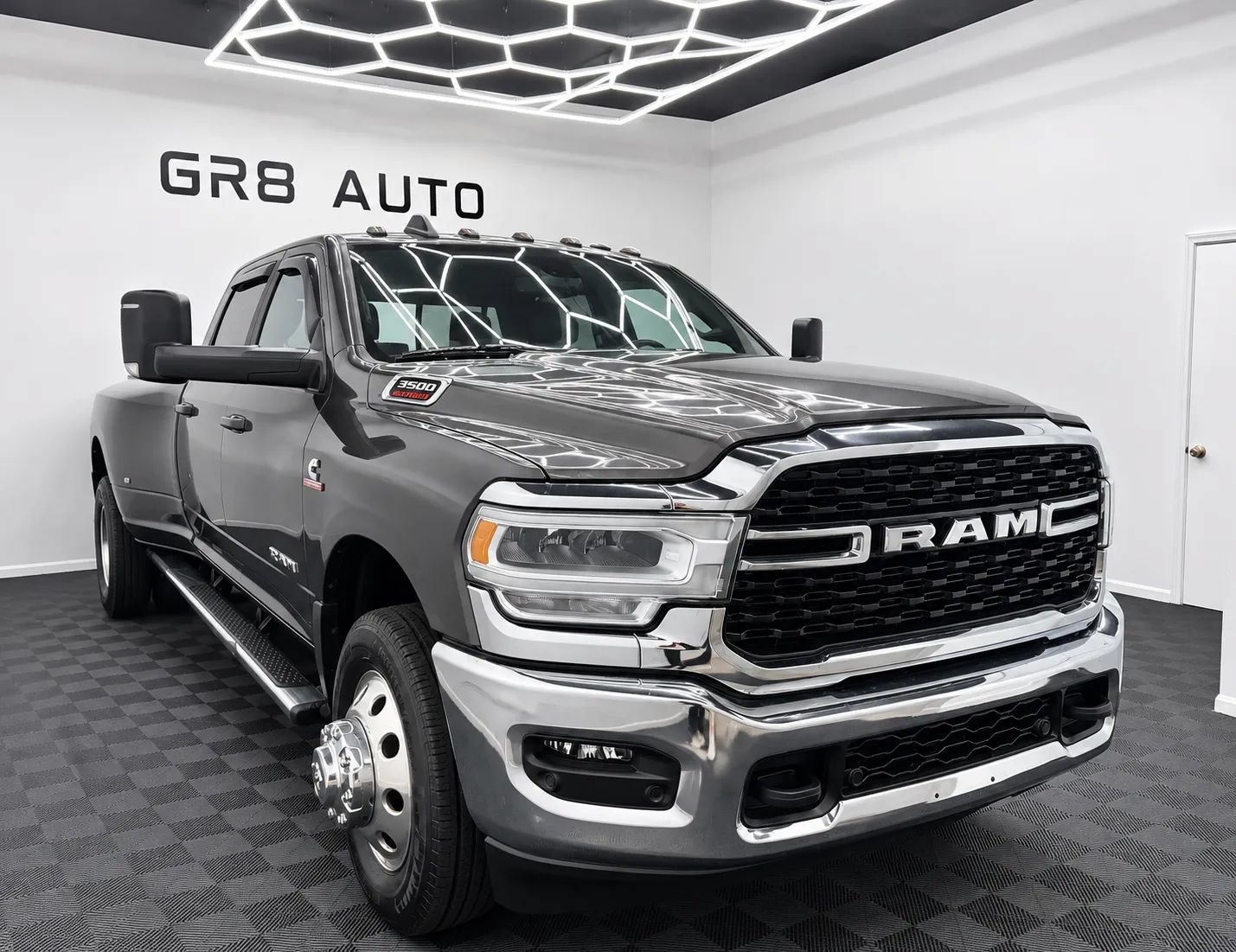 Used 2022 RAM 3500 Big Horn w/ Level B Equipment Group AWD/4WD image 1