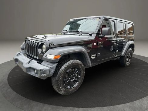 Used 2019 Jeep Wrangler Unlimited Sport S AWD/4WD image 1