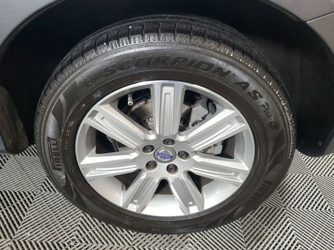 Used 2017 Volvo XC60 T5 Inscription w/ Preferred Option Package image 11