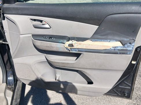 Used 2013 Honda Odyssey EX-L image 16