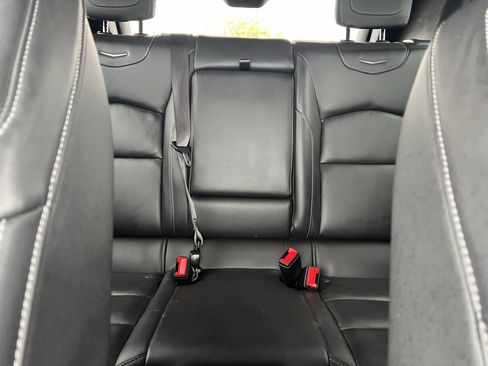 Used 2024 Cadillac XT4 Premium Luxury image 13