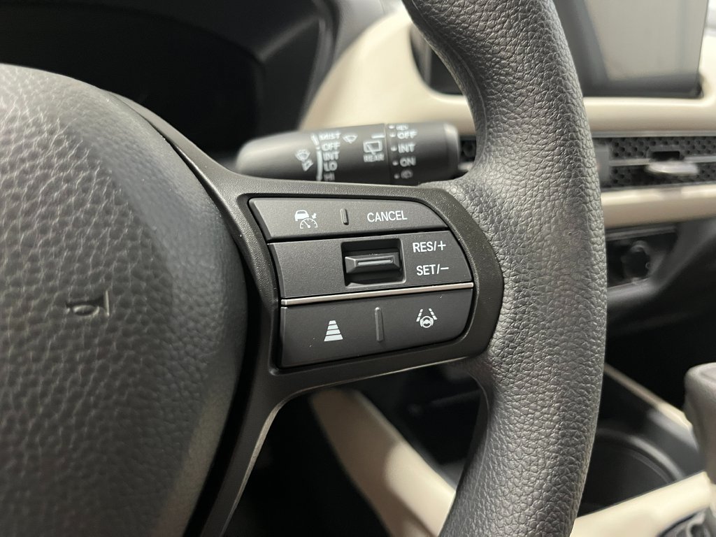New 2027 Honda HR-V LX image 17
