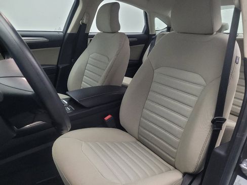 Used 2018 Ford Fusion S FWD image 17