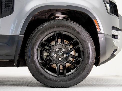 Used 2020 Land Rover Defender 110 S image 26