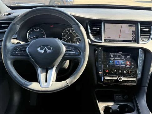 Used 2023 INFINITI QX50 Sport image 16