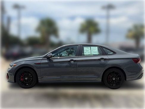 Used 2024 Volkswagen Jetta GLI 40th Anniversary Edition FWD image 5