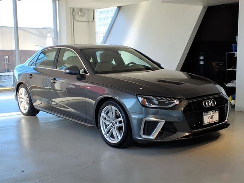 Used 2024 Audi A4 2.0T Premium w/ Convenience Package image 3