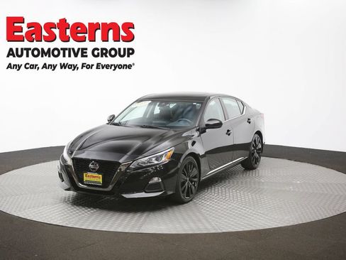 Used 2022 Nissan Altima 2.0 SR FWD image 55