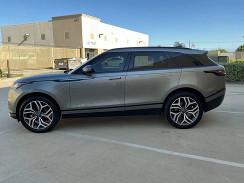 Used 2019 Land Rover Range Rover Velar S AWD/4WD image 8