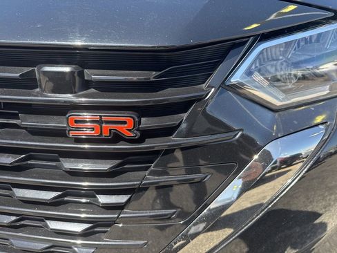 Used 2024 Nissan Sentra SR FWD image 3