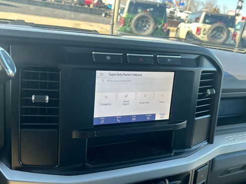 Used 2024 Ford F350 XL w/ XL Chrome Package image 39
