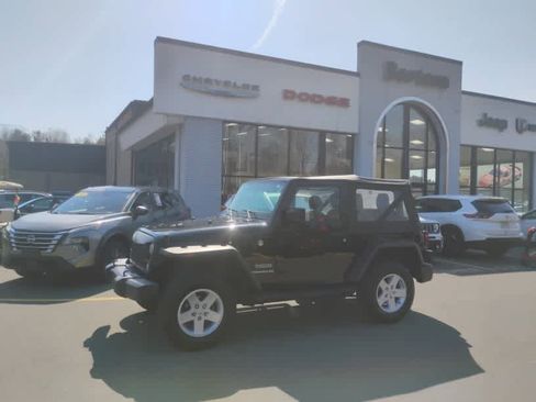 Used 2016 Jeep Wrangler Sport AWD/4WD image 1