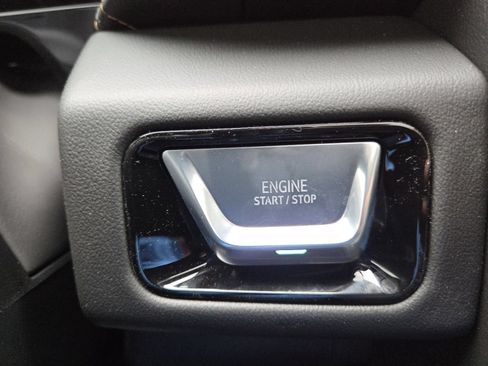 New 2026 GMC Yukon AT4 w/ AT4 Premium Plus Package AWD/4WD image 10