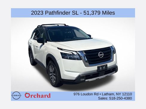 Used 2023 Nissan Pathfinder SL AWD/4WD image 1