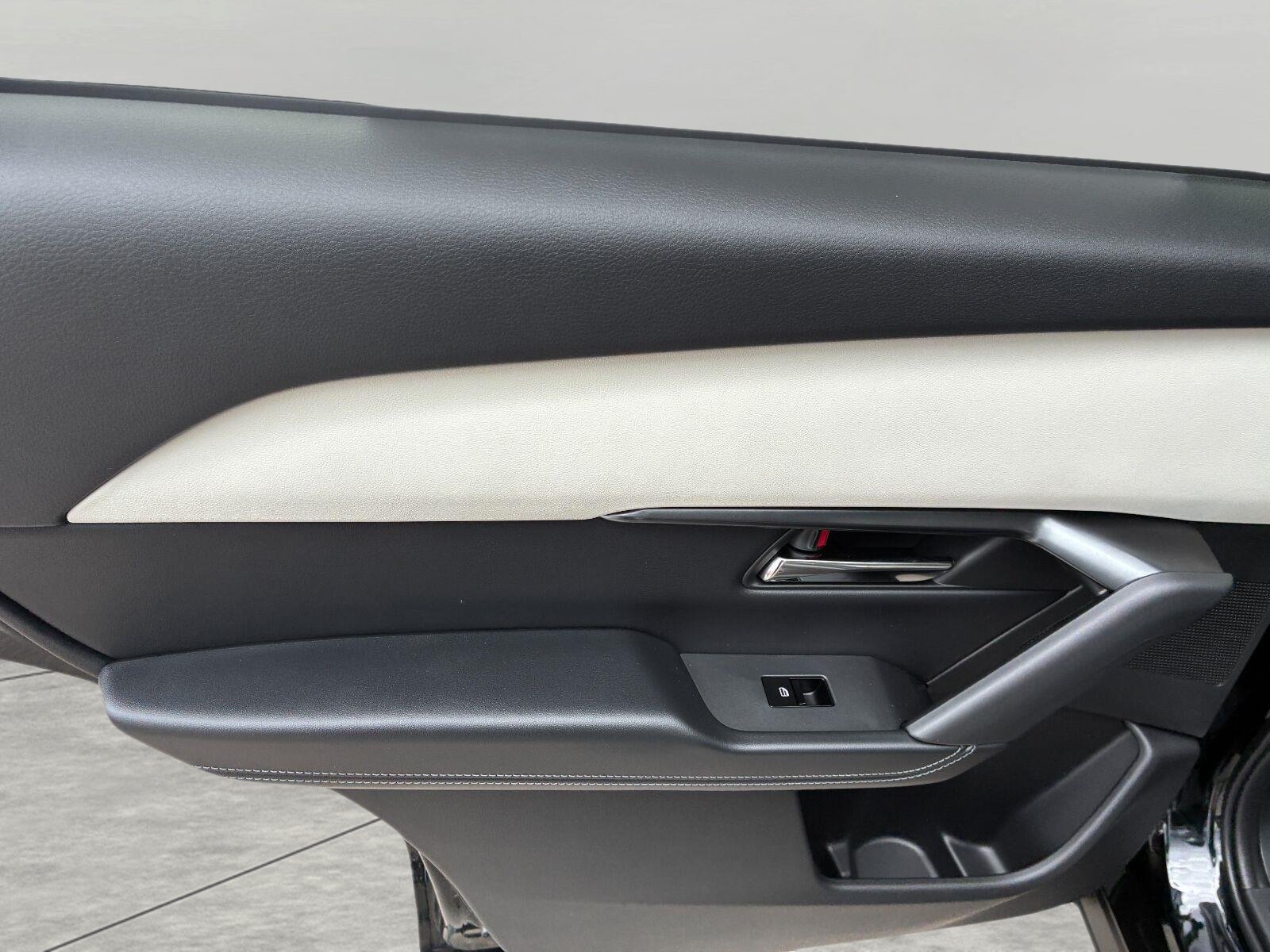 New 2026 MAZDA CX-5 Preferred AWD/4WD image 17