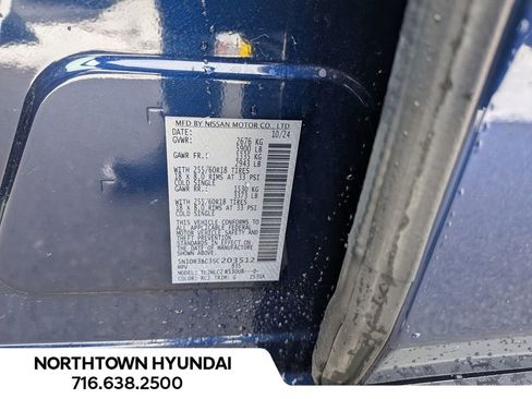 Used 2025 Nissan Pathfinder SV image 37