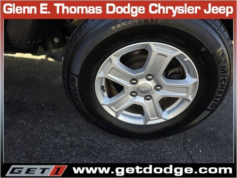 Used 2022 Jeep Wrangler Unlimited Sport image 37