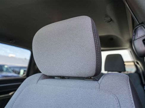 Used 2023 RAM 1500 Big Horn image 24