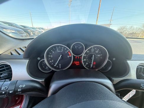 Used 2011 MAZDA MX-5 Miata Grand Touring image 16