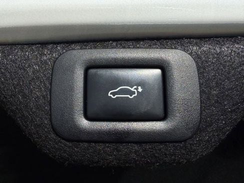 Used 2022 Lexus ES 350 Ultra Luxury w/ Accessory Package 2 image 33