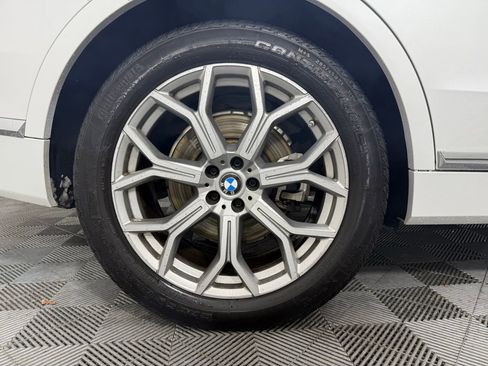 Certified 2022 BMW X7 xDrive40i image 12