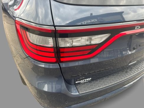 Used 2020 Dodge Durango SXT image 21