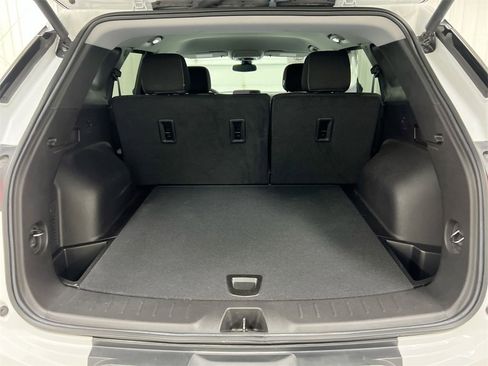 Used 2024 Chevrolet Blazer LT w/ Convenience Package image 23