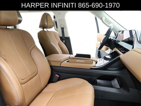 Used 2025 INFINITI QX80 Sensory AWD/4WD image 37