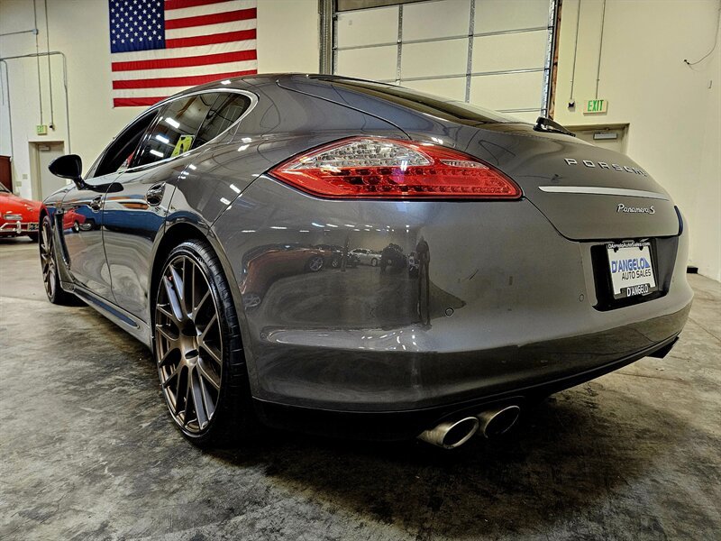 Used 2013 Porsche Panamera S RWD image 16